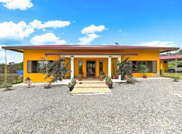 Casa de 2 habitaciones, Dolega · Casa Amueblada en Venta en Dolega con Jardines y 3.47 Acres