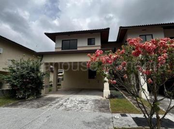 Casa de 3 habitaciones, Arraiján · Venta de Casa Exclusiva en PH Woodlands, Panamá Pacífico 27 - 2624gg