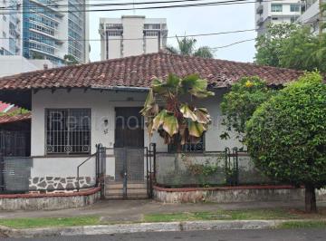 Casa de 2 habitaciones, Panamá · Alquiler de Casa en Bella Vista