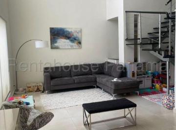 Casa de 3 habitaciones, Panamá · Alquiler de Casa en Costa Sur