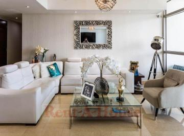 Apartamento de 3 habitaciones, Panamá · Venta de Apartamento con Línea Blanca Vista Al Mar en PH Paramount Costa del Este | 313 m², 3 Rec.