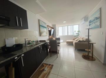 Apartamento de 2 habitaciones, Panamá · Se Alquila Apartamento PH Bay View Amoblado