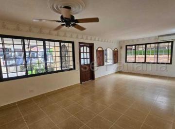 Casa de 5 habitaciones, Panamá · Venta de Casa en San Francisco