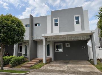 Casa de 3 habitaciones, San Miguelito · Vendo Casa en Victoria Paseo del Norte Brisas del Golf