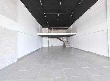 Local comercial · 217m² · 1 Recámara · 5 Estacionamientos · Alquiler de Local en City Mall, Via Brasil