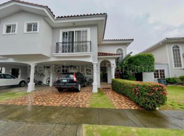 Casa de 3 habitaciones, Panamá · Casa de 315 m² con 3 Recámaras en Alquiler en Costa del Este, PH Costa Bay