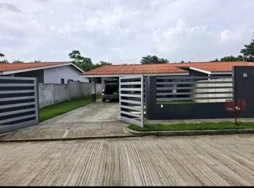 Casa · 140m² · 3 Recámaras · 3 Estacionamientos · Alquilo Casa en Arraijan Villas de Chapala