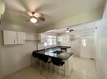 Casa de 3 habitaciones, Panamá · Venta de Casa en Villa Lucre