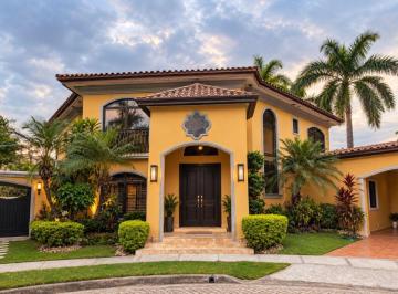 Casa de 4 habitaciones, Panamá · Venta Casa en Costa del Este
