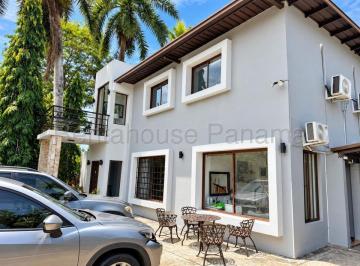 Casa de 8 habitaciones, Panamá · Venta de Propiedad Exclusiva en Diablo 27 - 2334gg