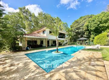 Casa de 4 habitaciones, Chame · Casa con Piscina en Venta Coronado Golf