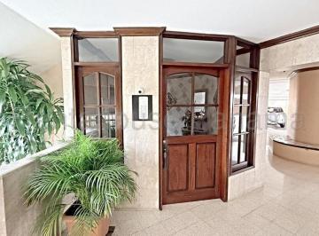 Apartamento de 3 habitaciones, Panamá · Venta Apartamento de 176 m² en Hato Pintado