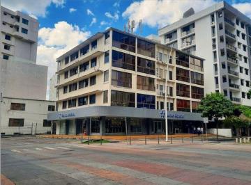 Edificio · 781m² · 7 Estacionamientos · Se Vende Edificio Via Argentina Roi 10% 781 Mtrs (Og)