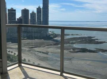 Apartamento de 2 habitaciones, Panamá · Apartamento en Alquiler Av Balboa con Línea Blanca