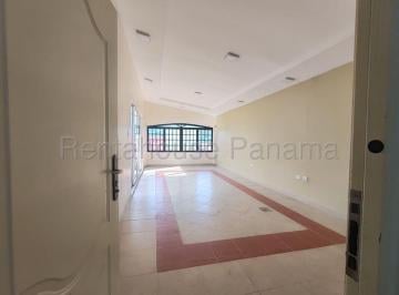 Casa de 3 habitaciones, San Miguelito · Venta de Casa en Brisas del Golf 262 m