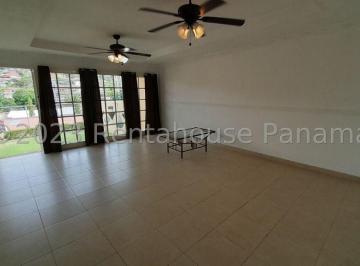 Casa de 4 habitaciones, Panamá · Vendo Casa de 368 m² en Ricardo J Alfaro El Bosque 26 - 5569srz