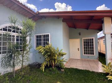 Casa · 368m² · 3 Recámaras · 2 Estacionamientos · Venta de Casa en Brisas del Golf Arraijan