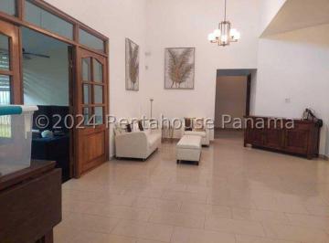 Casa de 3 habitaciones, Panamá · Casa en San Francisco Villa Lilla en Alquiler C/ Opción a Compra