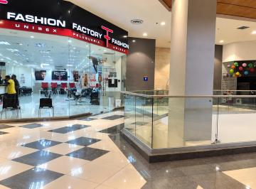 Local comercial , Panamá · Se Vende Local en Dorado Mall