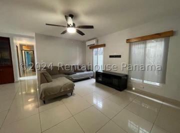 Casa de 4 habitaciones, Panamá · Venta Casa Altos de Panamá