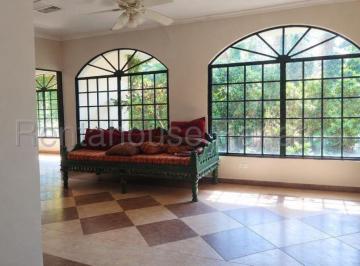 Casa de 4 habitaciones, Panamá · Alquiler de Casa en Albrook