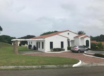Casa · 350m² · 3 Recámaras · 2 Estacionamientos · Venta de Casa en Hacienda Pacifica - San Carlos