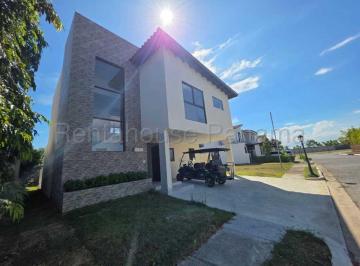 Casa de 3 habitaciones, Panamá · Casa en Venta en Costa Sur – 3 Rec, 3 Baños, 226 m²