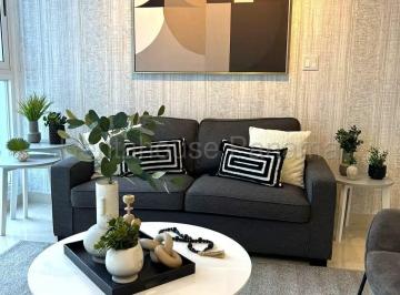 Apartamento de 1 habitación, Panamá · Venta en Av Balboa PH The Sands Apartamento