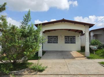 Casa de 3 habitaciones, Arraiján · Venta de Casa en Brisas del Golf Arraijan