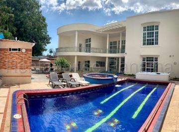 Casa de 10 habitaciones, Panamá · Alquiler con Opcion a Compra Casa en San Francisco