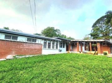 Casa de 5 habitaciones, Panamá · Alquiler de Casa en Milla 8 Elp26 - 2616