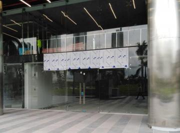 Local comercial , Panamá · Costa del Este: Local Comercial de Planta Baja, en Plaza con Estacionamientos