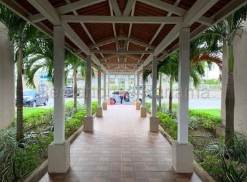 Apartamento de 3 habitaciones, Panamá · Apartamento Amoblado de 3 Recámaras y 2 Baños en Alquiler en Versalles
