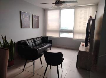 Apartamento de 3 habitaciones, Panamá · Se Alquila o Se Vende Amplio Apartamento Amoblado Eh El PH Greenwood en El Bosque