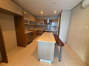 Apartamento · 195m² · 3 Recámaras · 2 Estacionamientos · Alquiler de Apartamento en PH Marbella 47, Marbella
