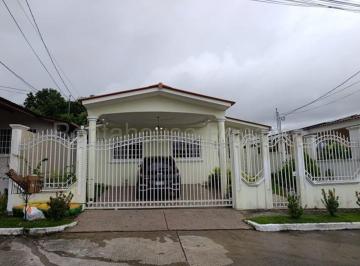 Casa de 3 habitaciones, San Miguelito · Casa en Venta en Brisas del Golf Jack Ssm