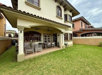 Casa de 3 habitaciones, Panamá · Alquiler de Casa Amoblada en Costa Sur