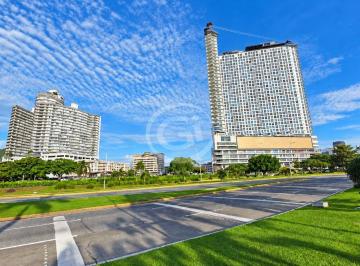 Apartamento de 2 habitaciones, Panamá · Venta Apartamento Amoblado Vista Al Mar con Renta Precio de Oportunidad