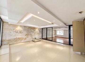 Casa de 4 habitaciones, Panamá · Casa en Venta en Obarrio Aecc27 - 3073