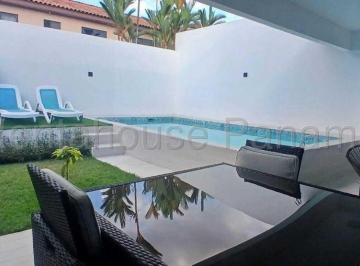 Casa de 3 habitaciones, Panamá · Rsw. Se Vende Casa 230 m, 3 Recámaras, 2.5 Baños, Den, Cbe, Terraza, Jardín y Piscina.