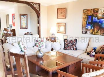 Apartamento de 3 habitaciones, Panamá · Vendo Apartamento en El Cangrejo