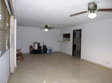 Casa de 5 habitaciones, Panamá · Venta de Casa en Betania 353 m