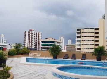 Apartamento de 2 habitaciones, Panamá · See Alquila PH Primavera Obarrio | Excelente Ubicación 2 Hab Mas Den