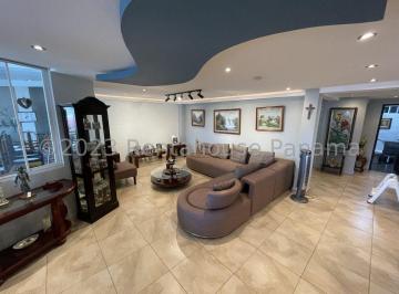 Casa de 3 habitaciones, Panamá · Venta de Casa en Villa de Las Fuentes 389 m