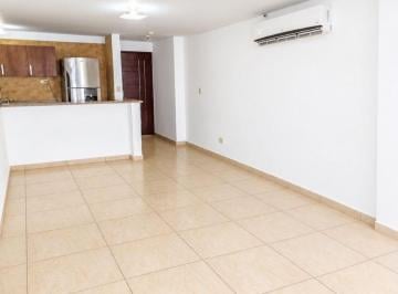 Apartamento de 2 habitaciones, Panamá · Cj Se Alquila Amplio Apartamento con Linea Blanca en Condado del Rey