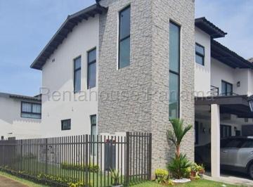 Casa de 3 habitaciones, Panamá · Venta de Casa en Costa Sur Ih