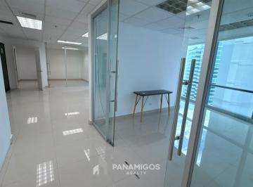 Oficina comercial · 140m² · 3 Estacionamientos · Oficina en Alquiler en Financial Park - Costa del Este