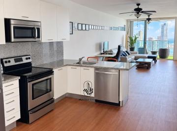 Apartamento · 140m² · 2 Recámaras · 2 Estacionamientos · Apartamento Amoblado en Alquiler en PH White Tower – Piso Alto | Lh