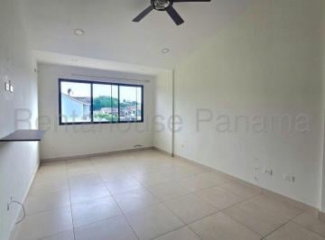 Casa de 3 habitaciones, San Miguelito · Casa en Brisas del Golf Sierra Nevada en Venta