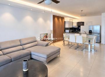 Apartamento de 2 habitaciones, Panamá · Apartamento en Alquiler en Av Balboa